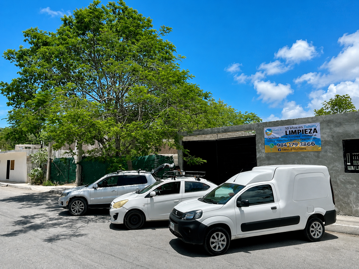 Limpieza profesional en Tulum con unidades operativas y equipo de Sanit Solutions